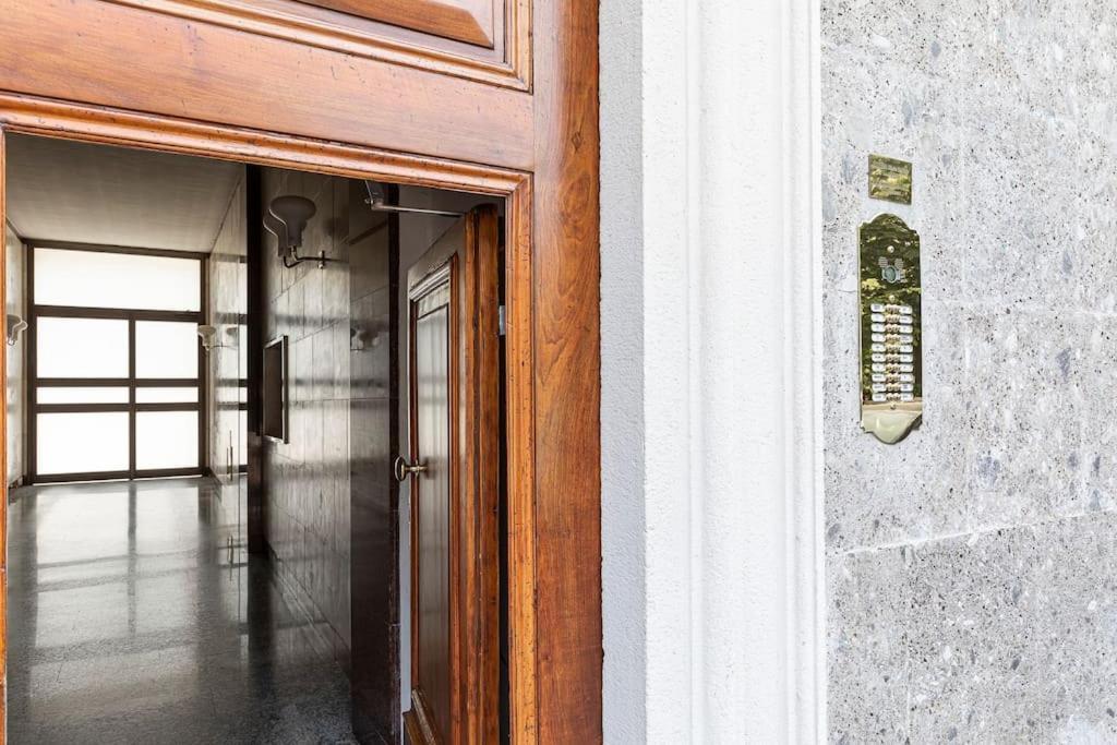 {porta Venezia-milano Centrale} Luxury Appartement Milaan